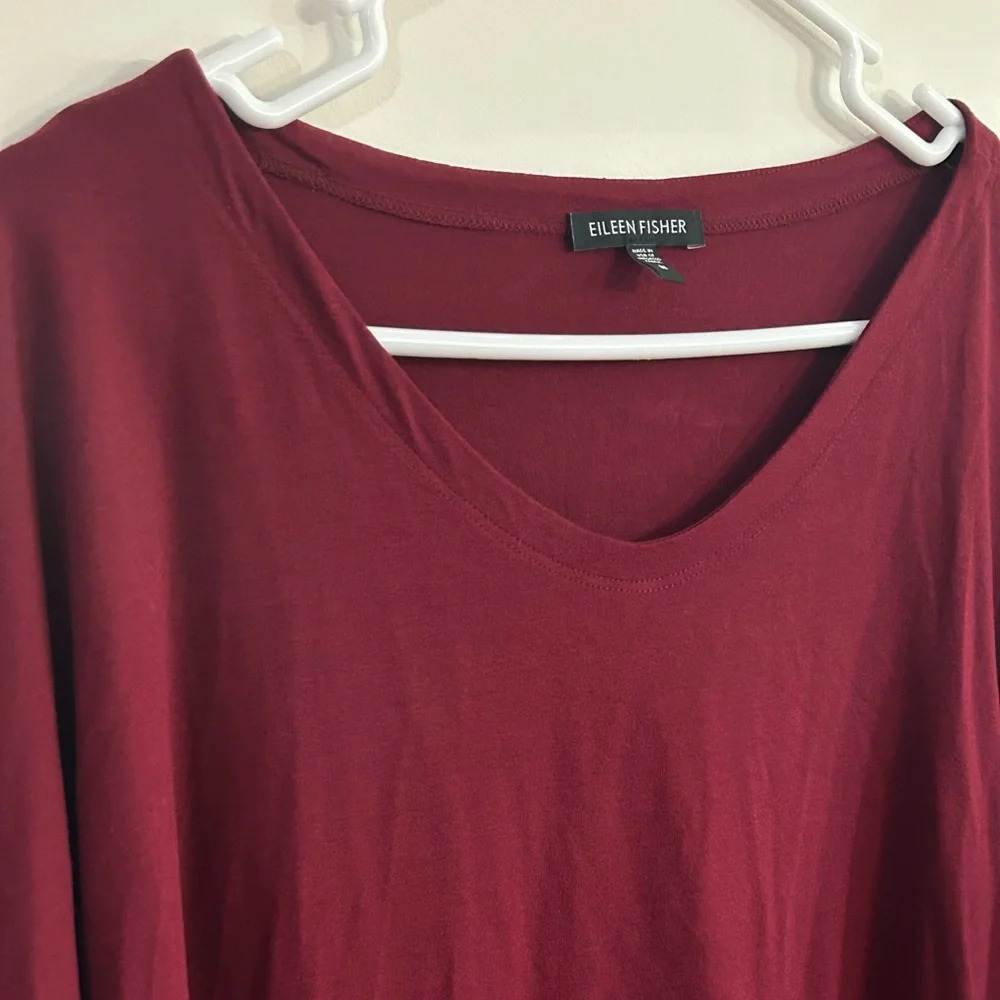 Eileen Fisher Burgundy Red Dolman 3/4 Sleeve Bias Hemline Scoop Neck Medium - Picture 3 of 7